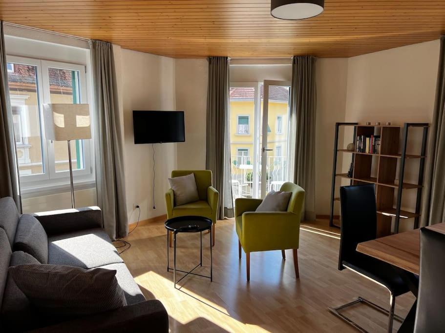 Charmante Und Zentrale Wohnung Am Weiherpark アルボン エクステリア 写真